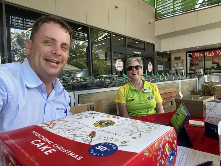 Lions Christmas Cakes Available Again